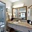 Ramada by Wyndham Houma