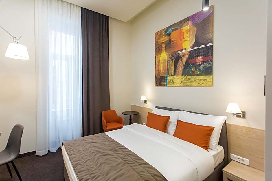 Hotel Grand Hedonist