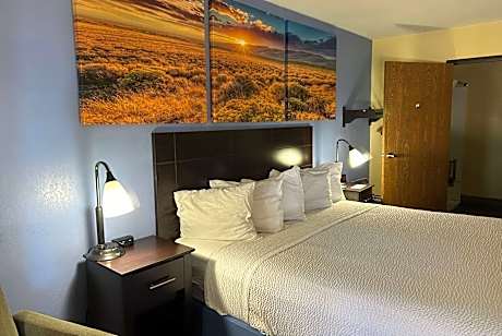 King Room - Disability Access/Non-Smoking