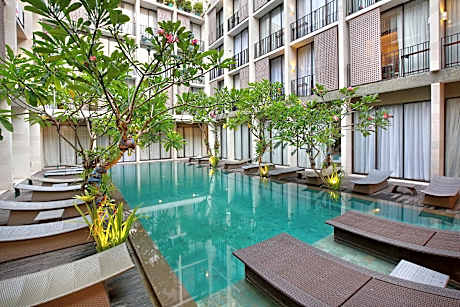 Hotel Terrace At Kuta
