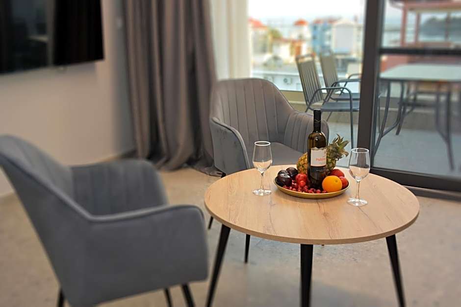 Mavili Luxury Apartments