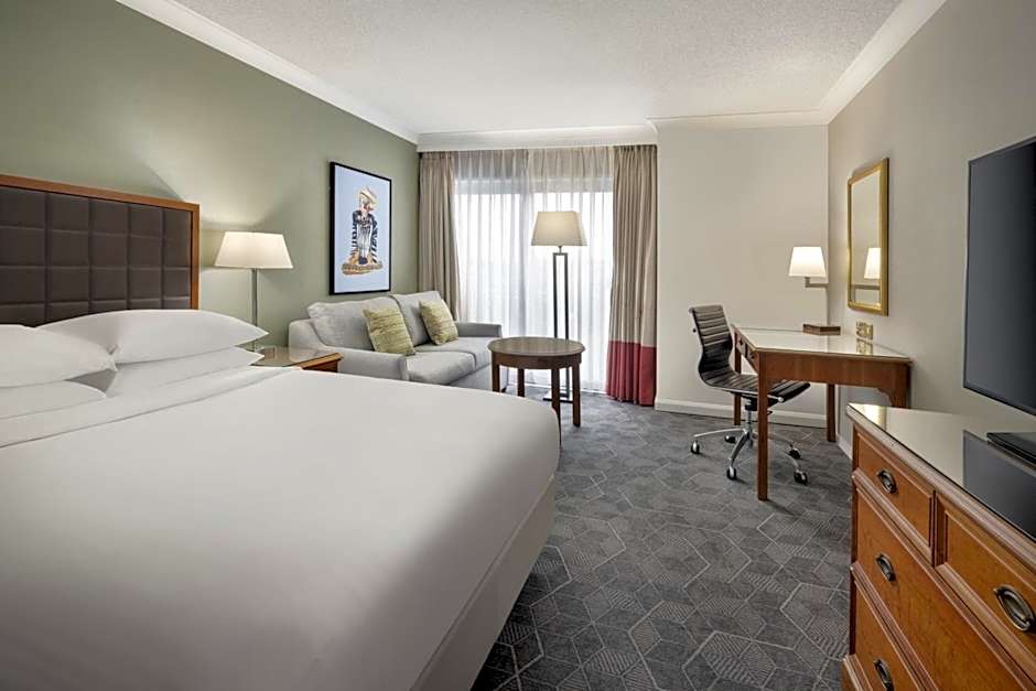 Delta Hotels by Marriott Heathrow Windsor