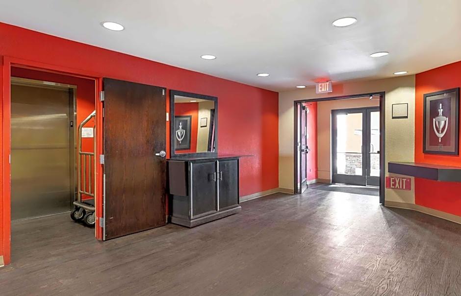 Relax Suites Extended Stay - La Mirada