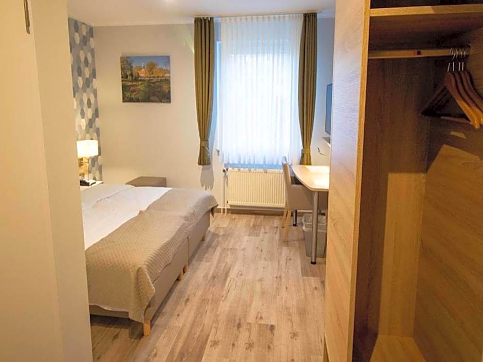 Wolfsburg Fallersleben Hotel by Belvilla