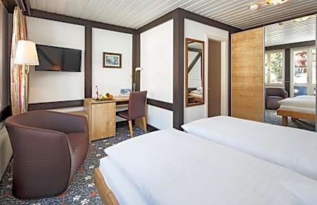 Cozy Double Room North Facing