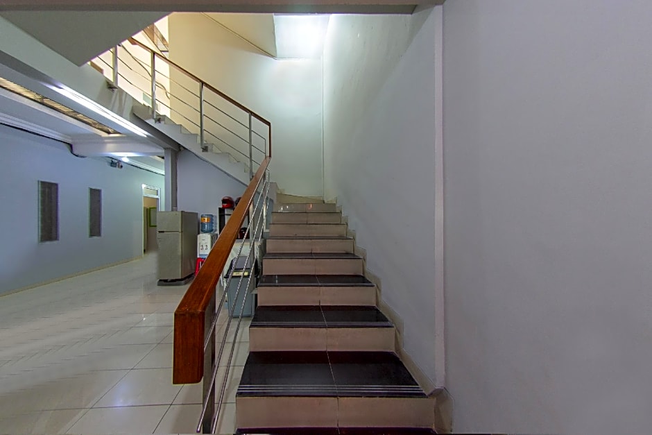 OYO 657 Elite Residence Central Park Mall By TOS