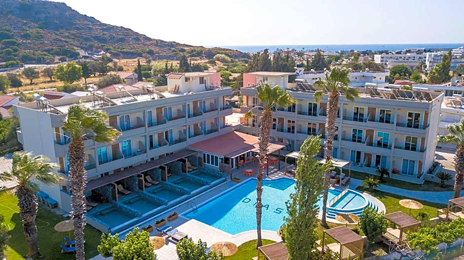 Dias Studios & Suites