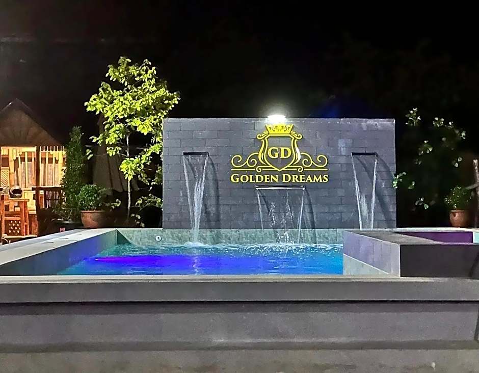 Golden Dreams Lodging Home