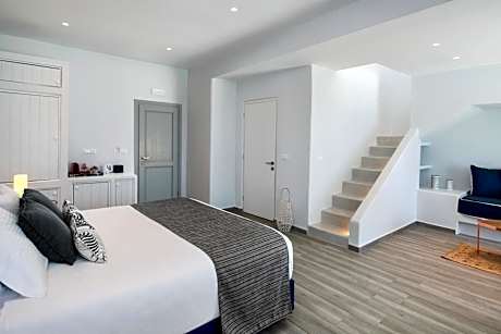 Suite Sea View with Loft & Private Pool