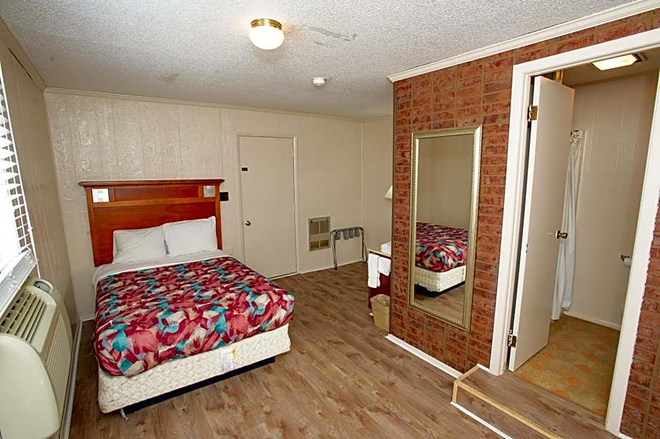 Coach House Inn