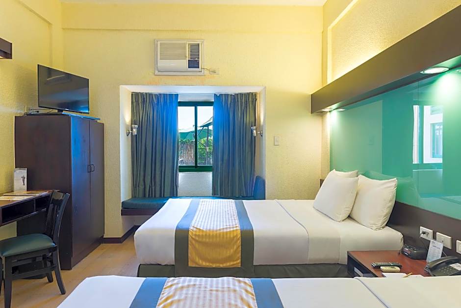 Microtel by Wyndham Cabanatuan