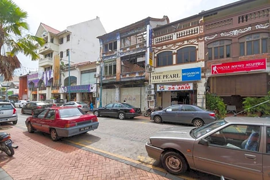 Cocoa Mews Cafe & Home