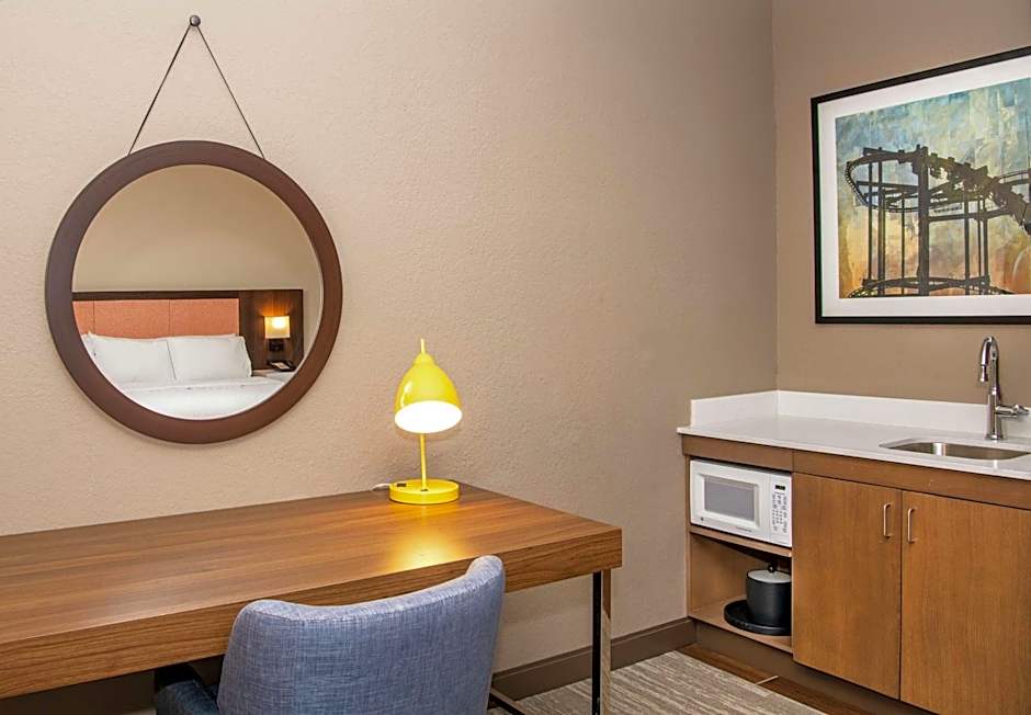 Hampton Inn By Hilton Erie-South