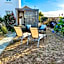 "La Cabine" côté mer et côté jardin à la VILLA PLEIN VENT
