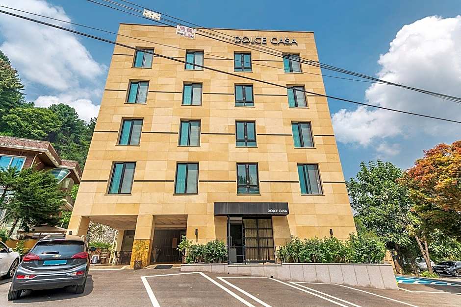 Namyangju Bukhangang Dolcecasa Hotel