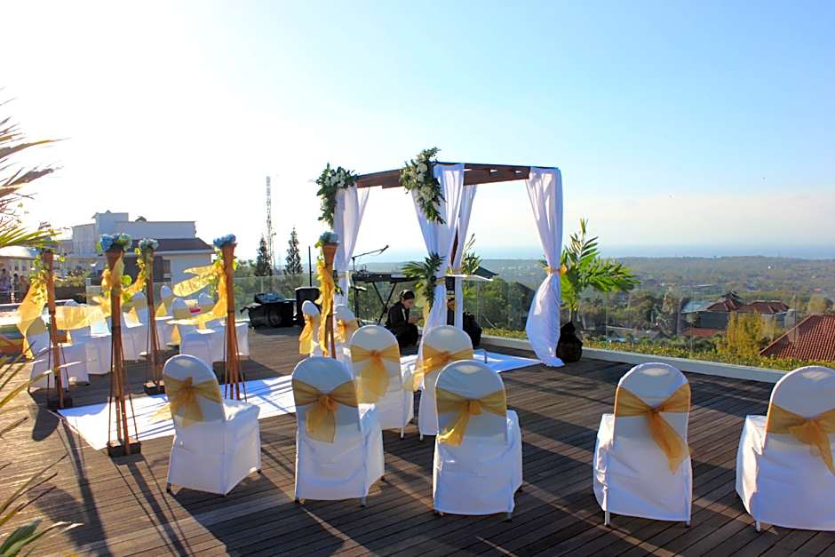 Maxonehotels At Bukit Jimbaran