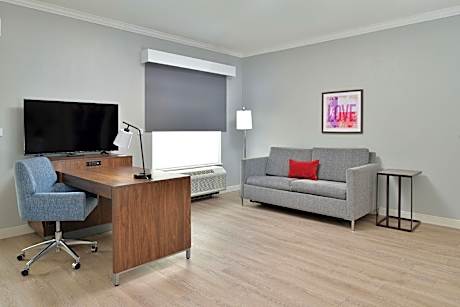 1 Kg Mobility/Hearing Access Ri Shwr Studio Ns