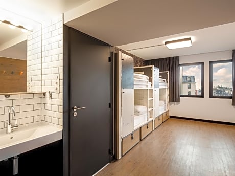 Private 4 Bed Room