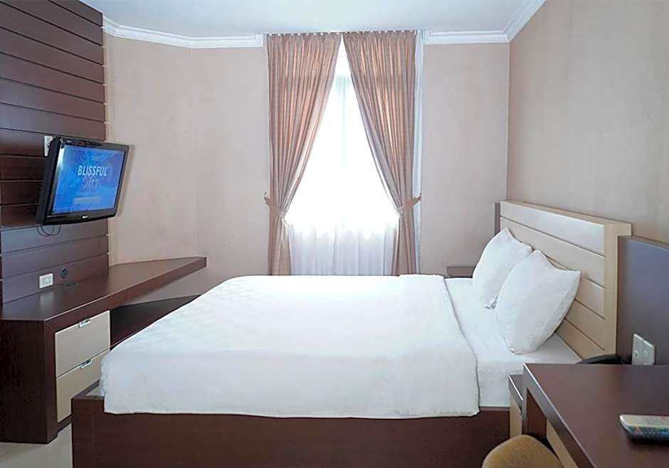 Travellers Suites Serviced Apartments