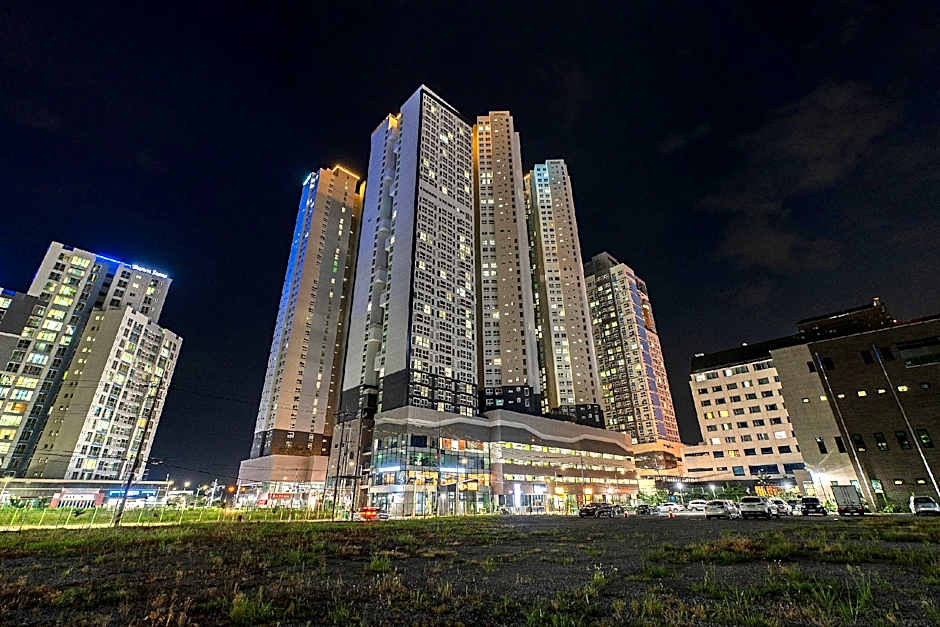 Golden Planet Hotel