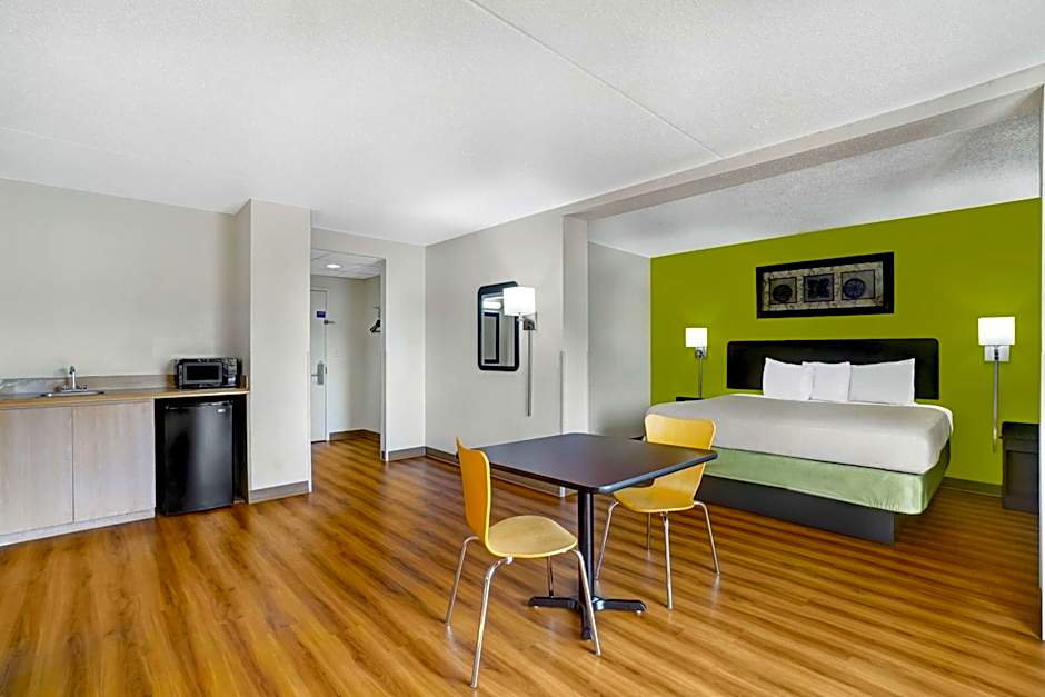 Motel 6-Lawrenceville, NJ