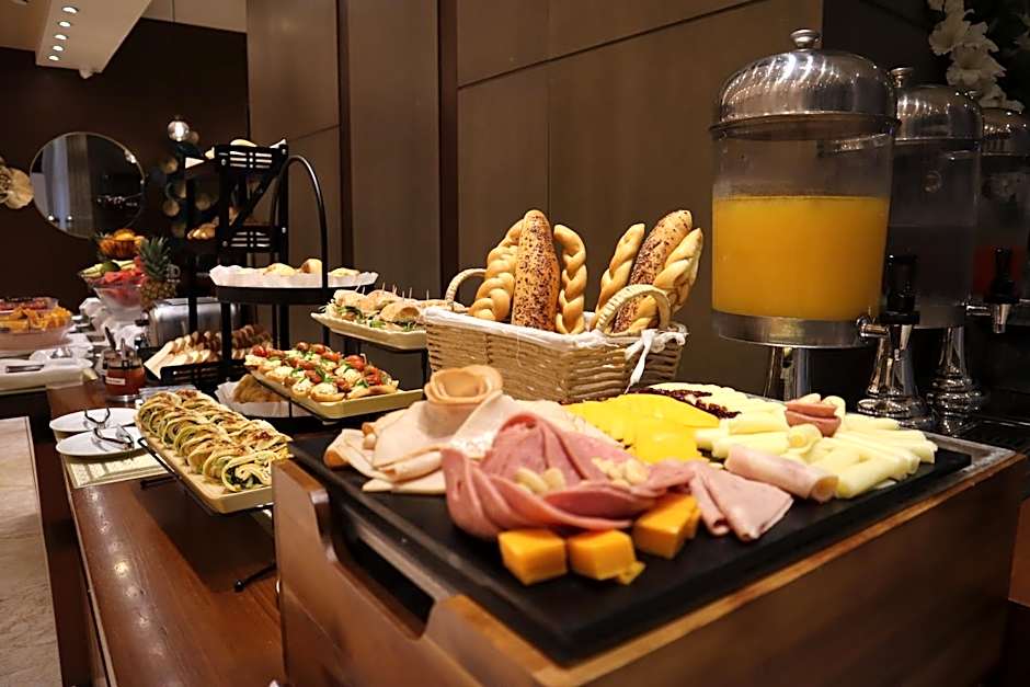 Global Hotel Panama