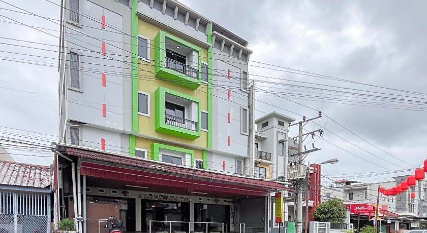 Capital O 93589 Hotel Wongso Syariah