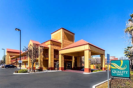 Quality Inn Fresno Near University