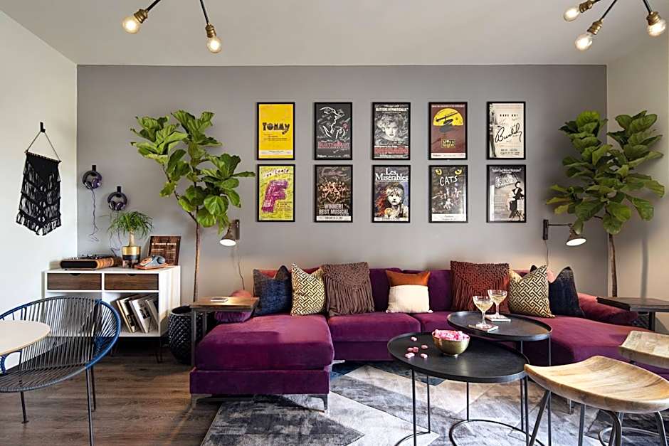 Moxy Memphis Downtown