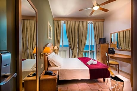 Comfort Double or Twin Room with Sea View - SPA Package