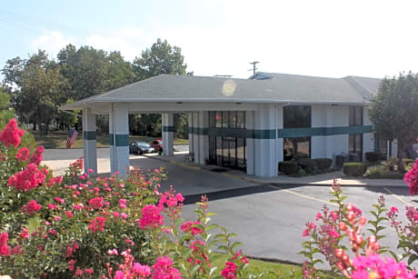 Ozark Valley Inn
