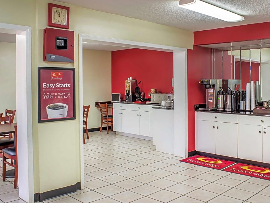 Econo Lodge Research Triangle Park
