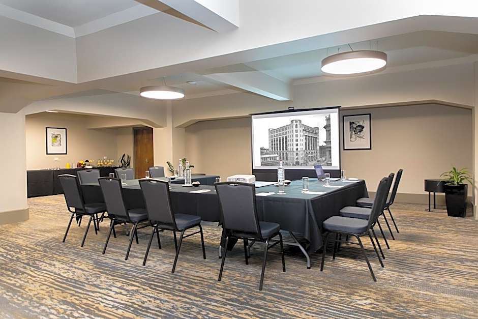 Distinction Dunedin Hotel