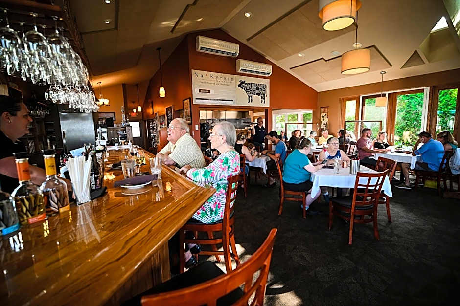 The Lakehouse Inn Geneva