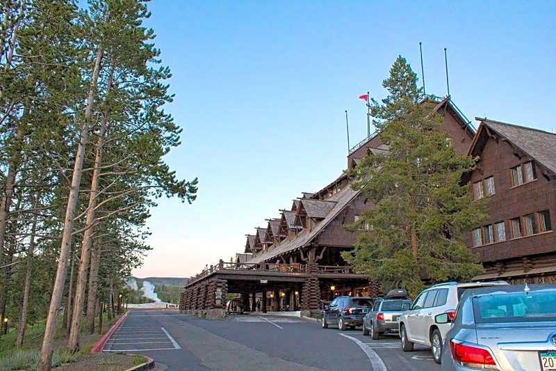 Old Faithful Inn - Inside the Park