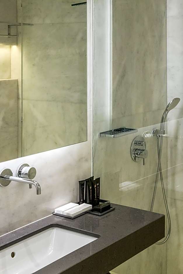 GM exclusive Luxury Suites & SPA