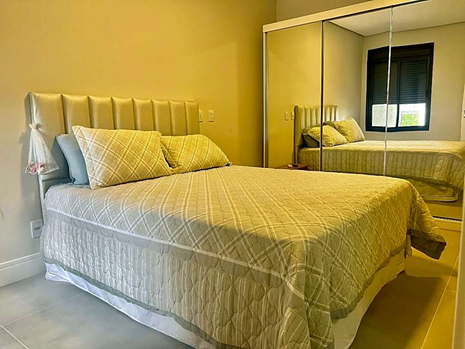 Lindo Apartamento! 100m da Praia Grande! EC01I