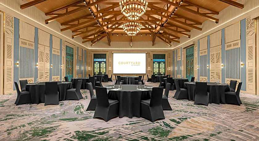 Courtyard Phuket, Patong Beach Resort