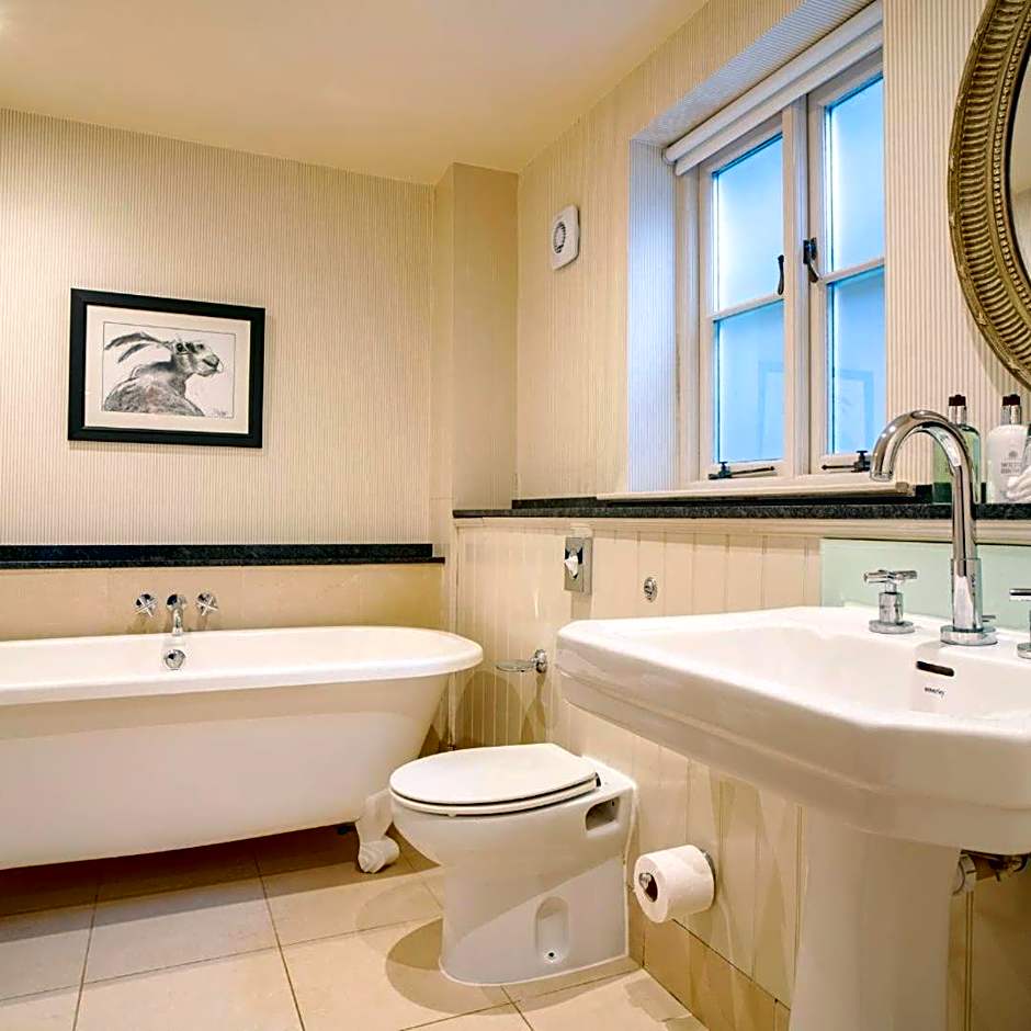 The Hare & Hounds Hotel