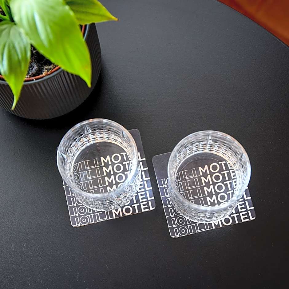 HotelMOTEL Adelaide