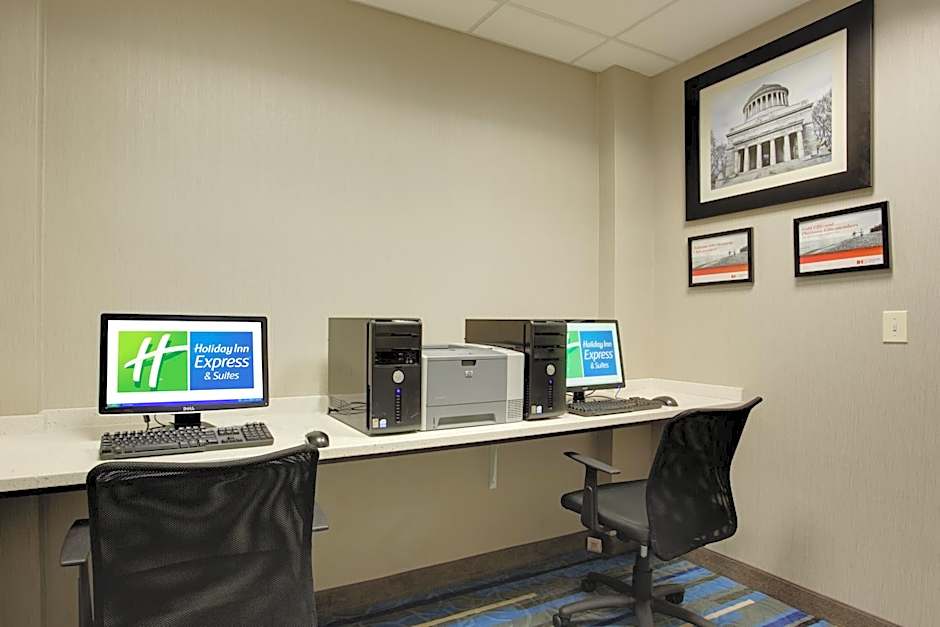 Holiday Inn Express Hotel & Suites Meadowlands Area By IHG