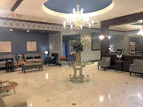 Clarion Hotel & Suites University-Shippensburg