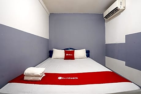 RedDoorz Plus @ Sisingamangaraja Prawirotaman Yogyakarta
