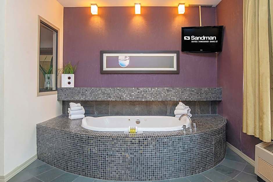 Sandman Suites Vancouver on Davie
