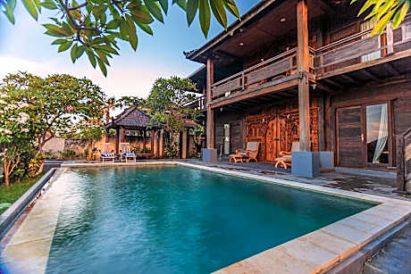 4 Bedroom Villa