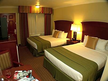 Queen Room with Two Queen Beds - Non-Smoking