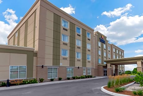 Comfort Inn & Suites