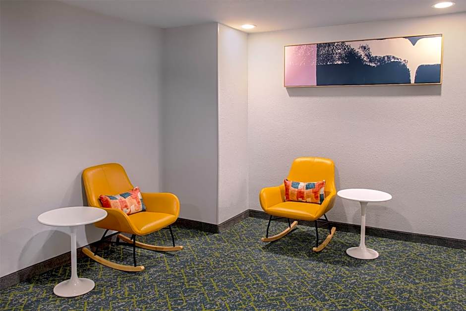 Spark by Hilton St. Robert Fort Leonard Wood