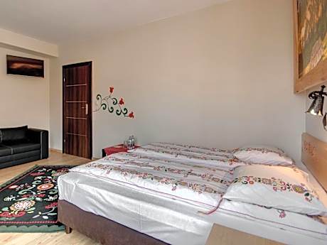 Double Room with Mountain View