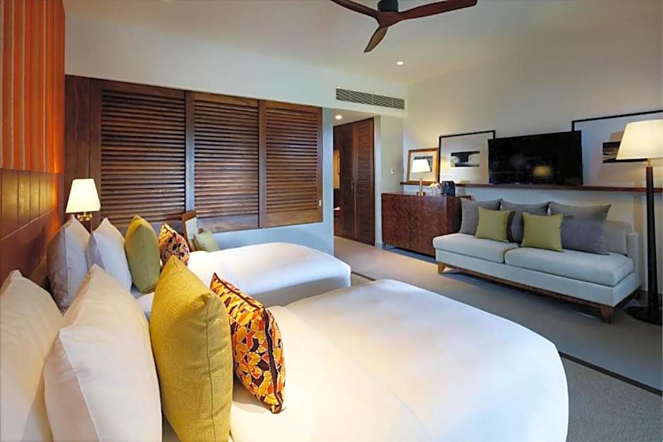 Cinnamon Bentota Beach